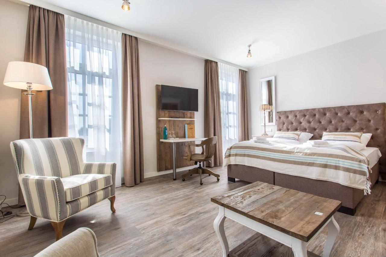 Achterum Hotel